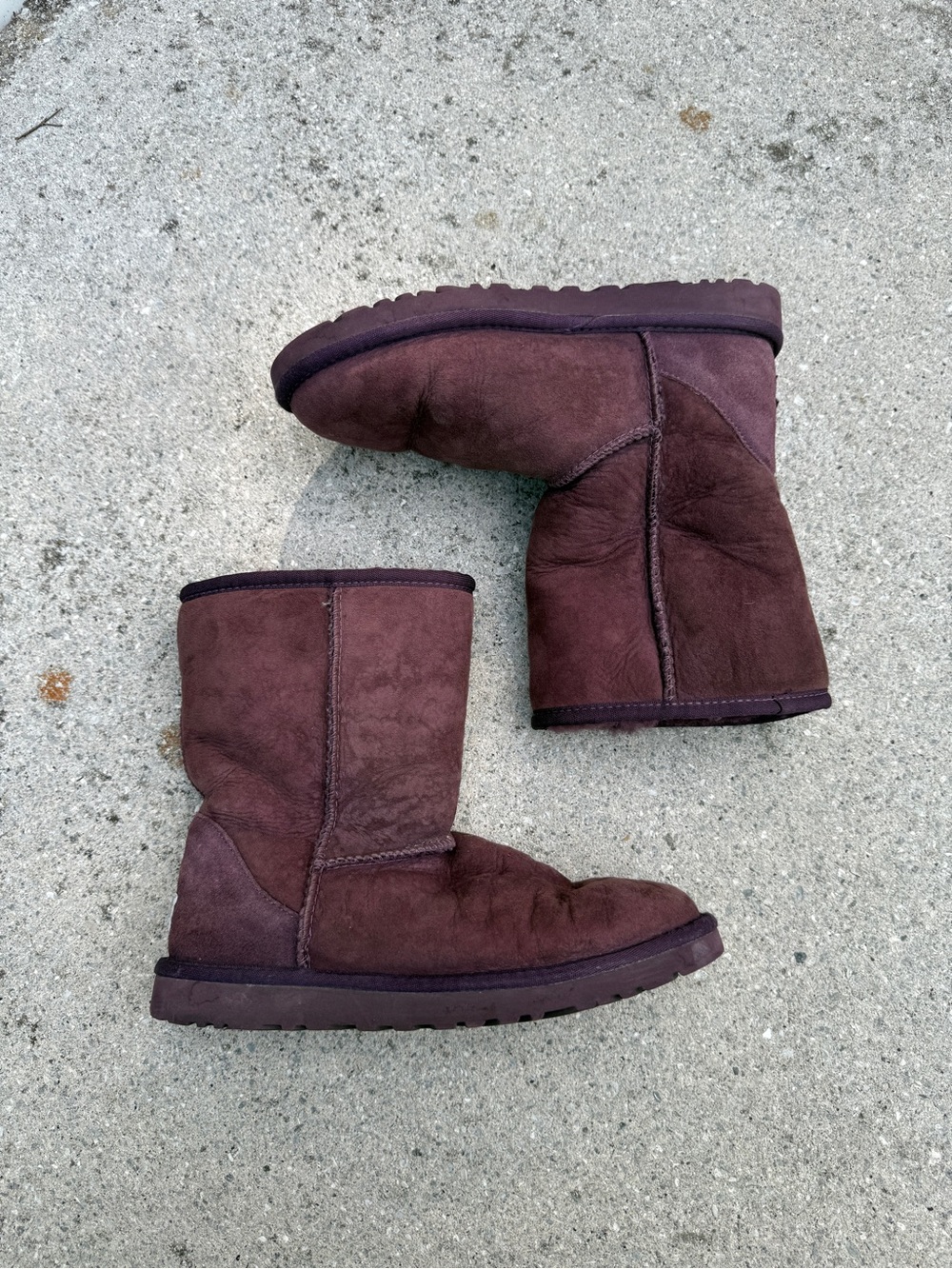 Vintage UGG Australia Purple Shearling Short Leather Snow Boots Size 6 Women’s - Picture 3 of 11